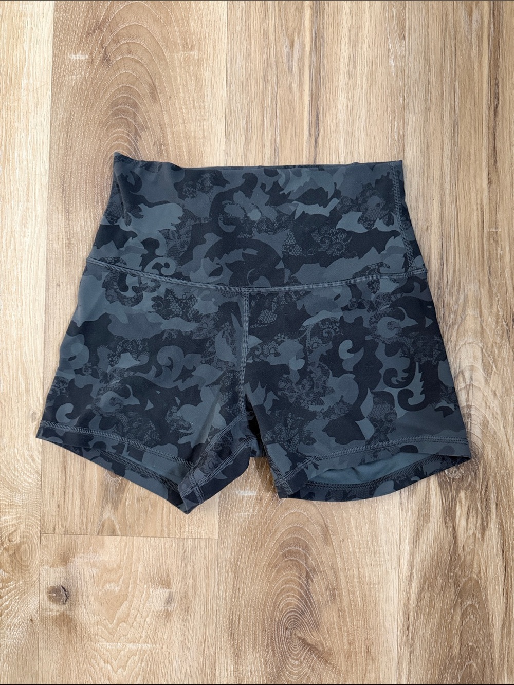 lululemon athletica High-Rise Shorts in Dark Gray Camo